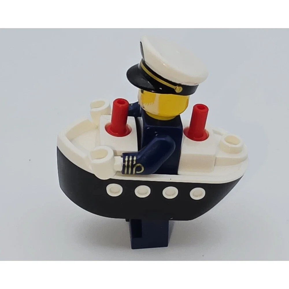 LEGO Series 23 Ferry Captain Minifigure 71034 CMF Boat & Baseplate New Complete
